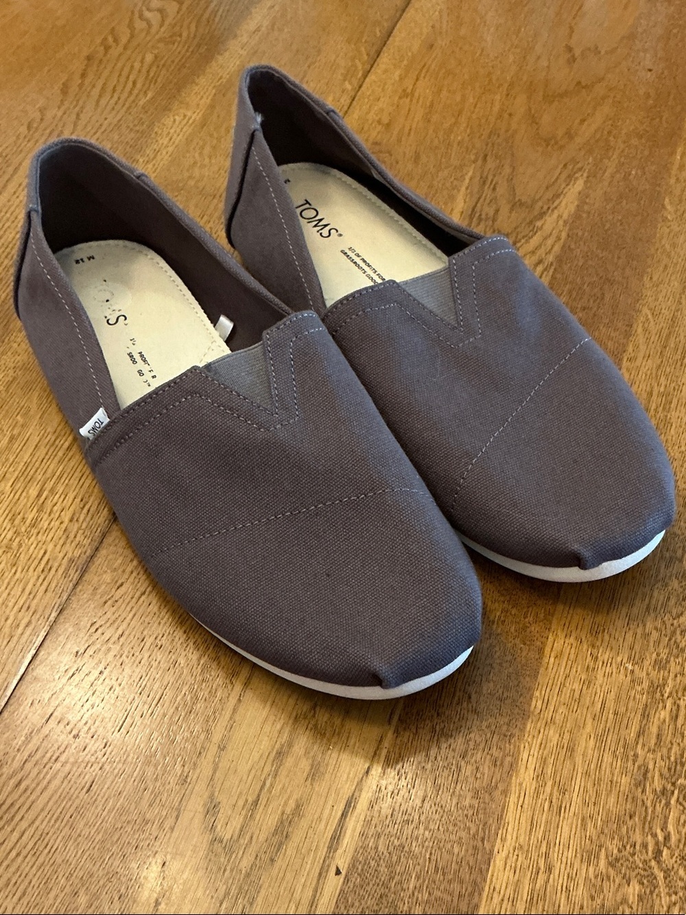 Men’s Toms Alp Cocoa slip on shoe. Size 12. Canvas upper. Barely worn! Comfy!